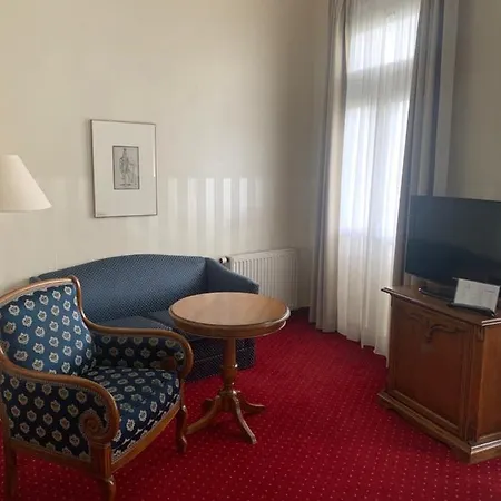 Ξενοδοχείο Saechsischer Hof 4*