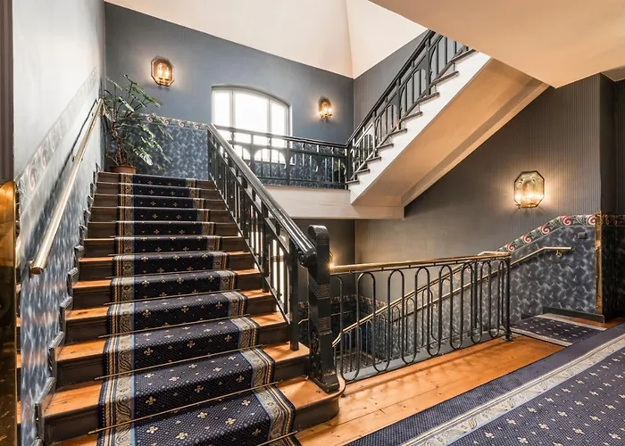 Saechsischer Hof Hotel 4*